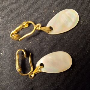 Elegant Gold and Pearl Earrings